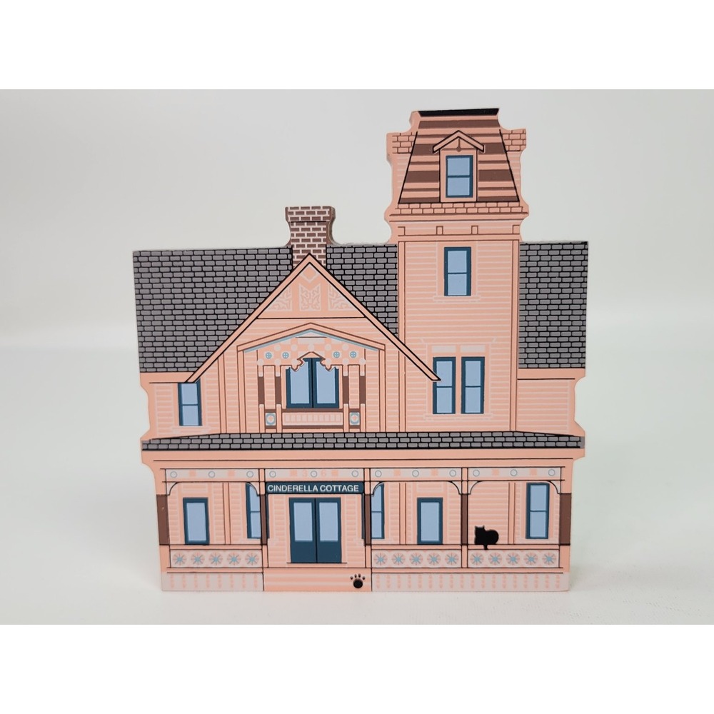 Cat's Meow Cinderella Cottage House‎ Martha's Vineyard Series 1997 Collectible
